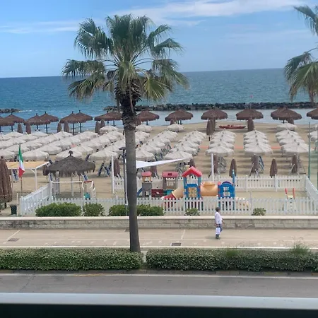 Apartment Frontemare Luxury